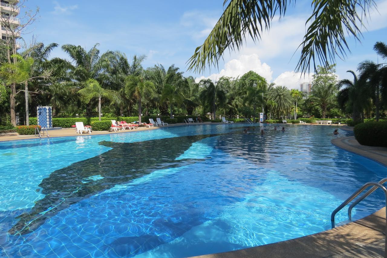 View Talay 2 Suite Apartments Haat Jomtien Eksteriør bilde